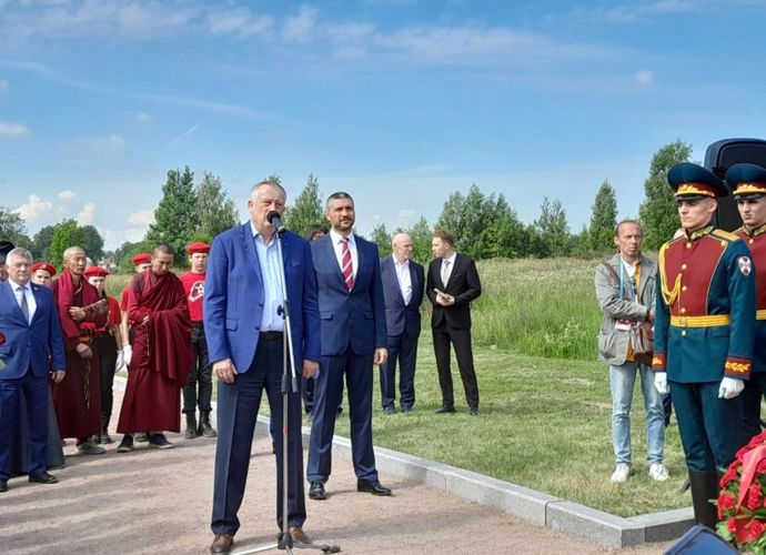 Открытие памятной стелы воинам-забайкальцам на мемориале «Невский пятачок»