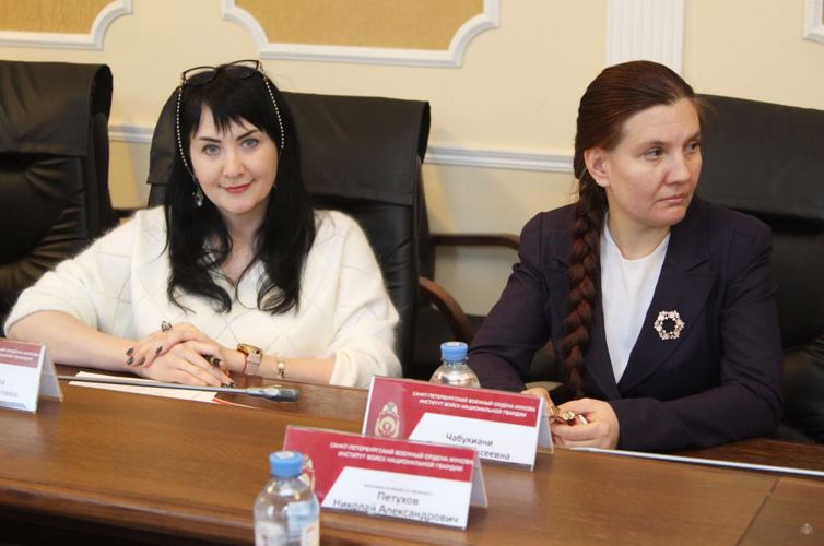 Проведение  межвузовского   круглого стола  «Вопросы противодействия экстремистской и террористической деятельности на современном этапе развития войск национальной гвардии Российской Федерации»