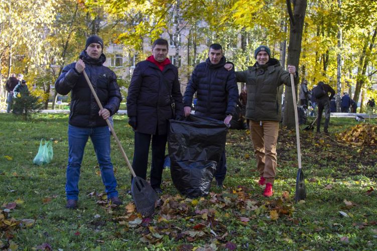 Субботник на территории Госпиталя ветеранов войн