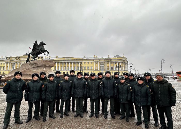 15 и 16 ноября 2023 года в городе Санкт-Петербург кафедрой психологии служебной деятельности факультета (военно-политической работы) проведено практическое занятие «Порядок проведения экскурсии должностными лицами подразделения»