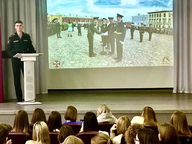«Урок мужества» будущим защитникам Отечества от настоящих!