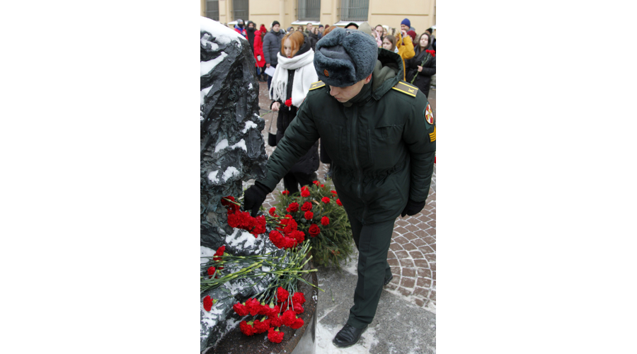 Акция памяти блокадных учителей