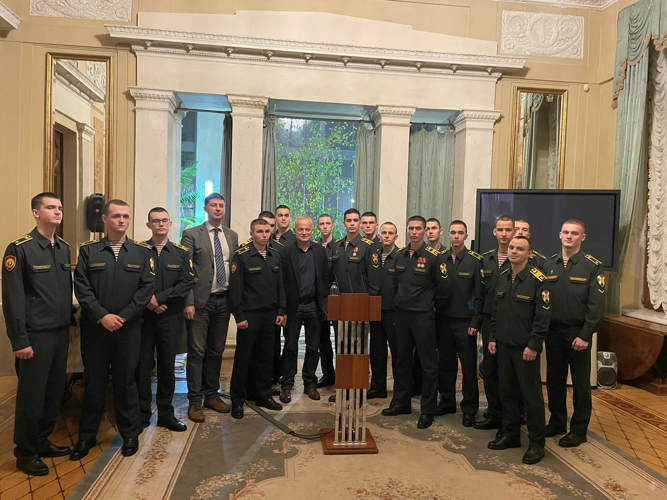 «Три «почему» ленинградской блокады