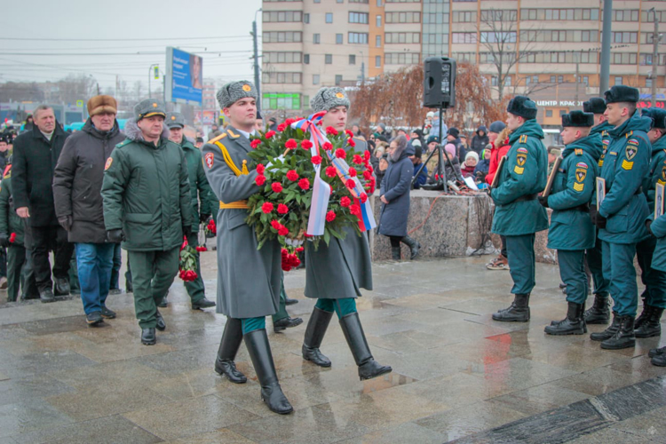 В День памяти о россиянах, исполнявших служебный долг за пределами Отечества военный институт принял участие в торжественно-траурном мероприятии