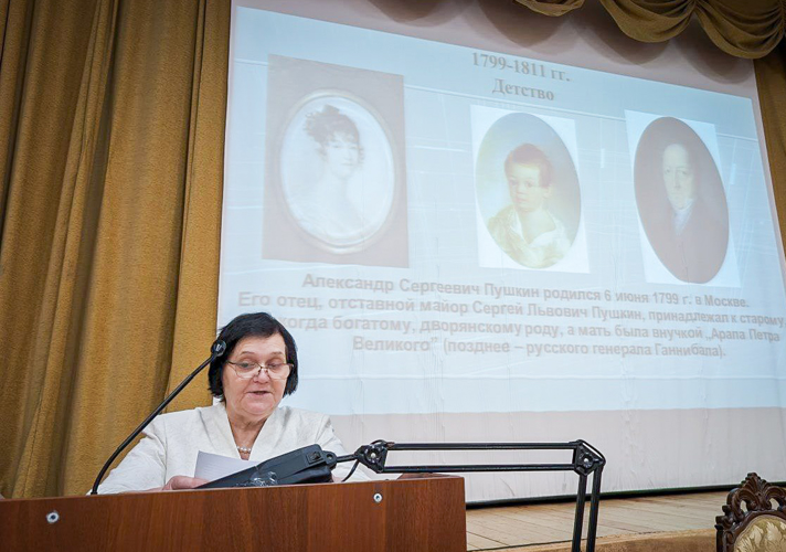 «НО ЖИВ ТАЛАНТ, БЕССМЕРТЕН ГЕНИЙ» В ВОЕННОМ ИНСТИТУТЕ ПРОШЁЛ ХУДОЖЕСТВЕННЫЙ ВЕЧЕР  ПАМЯТИ А.С. ПУШКИНА