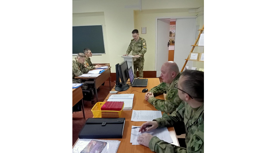Защита ознакомительной практики (войсковой стажировки в должности командира отделения (заместителя командира взвода)) личного состава 8 роты курсантов факультета (военно-политической работы)