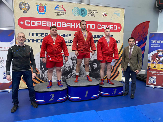 Поздравление заместителя директора Федеральной службы войск национальной гвардии Российской Федерации - главнокомандующего войсками национальной гвардии Российской Федерации генерал-лейтенанта Алексея Воробьева с I общекомандным местом в первенстве города Санкт-Петербурга по сумо