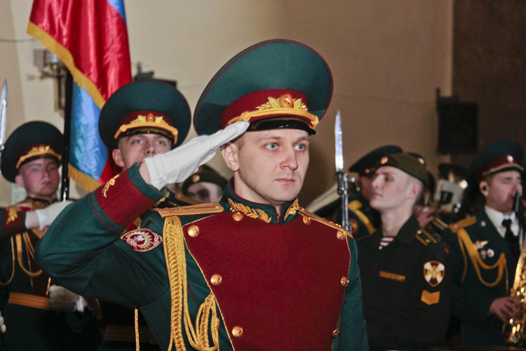 "В добрый путь, лейтенанты" военный институт обеспечил выпуск молодых офицеров БГТУ Военмех