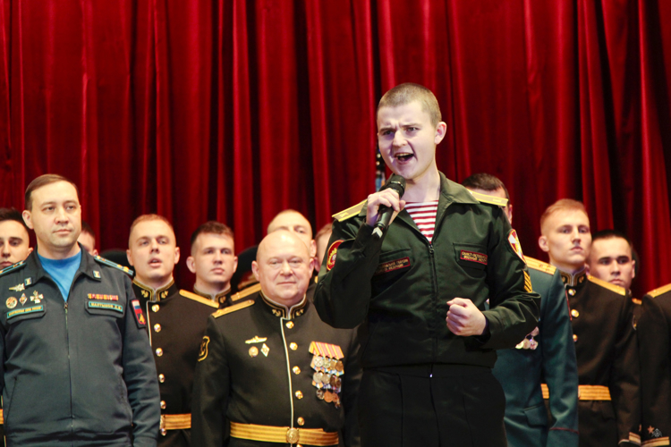 "В добрый путь, лейтенанты" военный институт обеспечил выпуск молодых офицеров БГТУ Военмех
