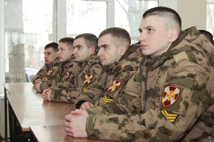 «Российское общество «Знание»  рассказало военнослужащим военного института о предстоящих выборах в России и способах борьбы с негативным вмешательством в них 