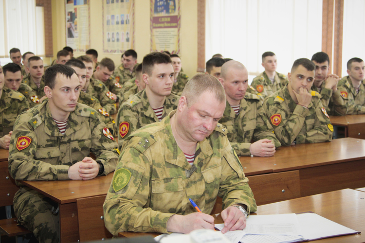 «Знание истории своей страны - фундамент патриотизма военнослужащего Росгвардии» в военном институте прошёл круглый стол на актуальную тему