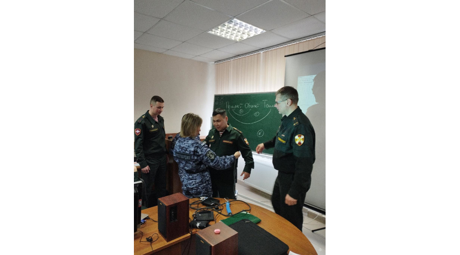 Психологом ОМОН «Балтика» проведены практические занятия в области проведения специальных психофизиологических исследований