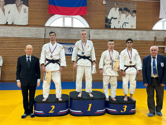 Чемпионат ОГО ВФСО г. Санкт-Петербург среди мужчин по дзюдо