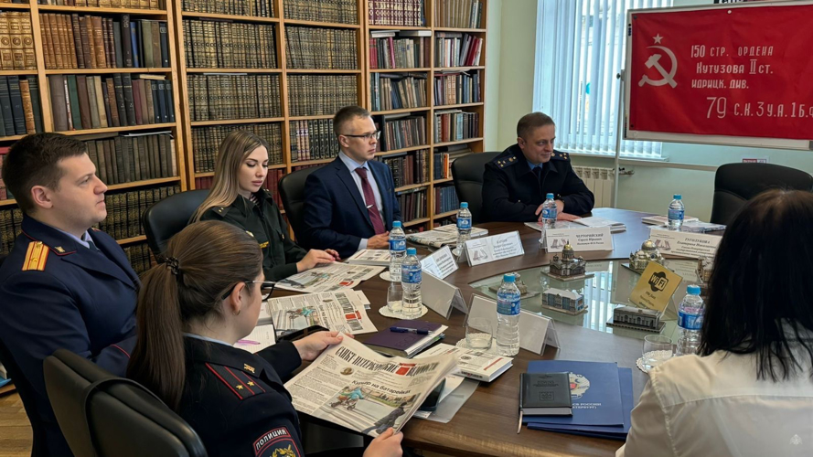 Военный институт, в рамках рабочей встречи, посетил редакцию городской газеты «Санкт -Петербургские ведомости»
