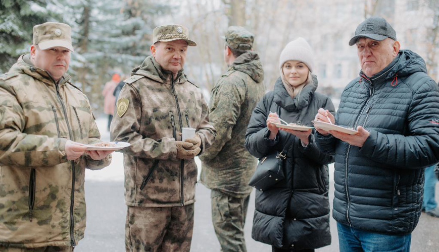 Военный институт принял активное участие в организации субботника на территории Госпиталя для ветеранов войн