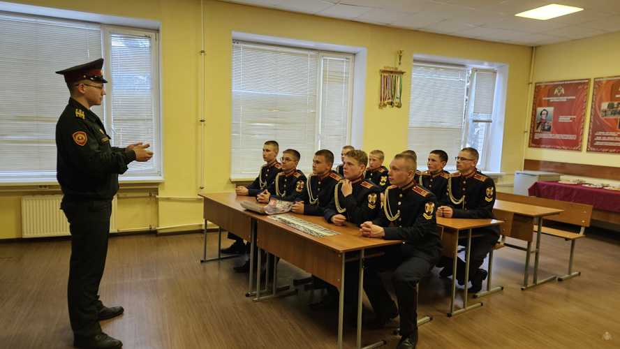 Кадеты пермяки в гостях у факультета (военно-политической работы)
