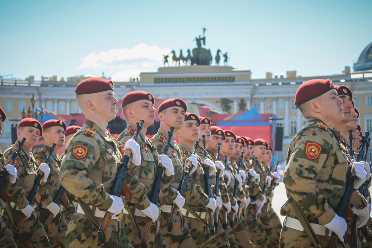 Военный институт принял участие в Параде Победы на Дворцовой площади