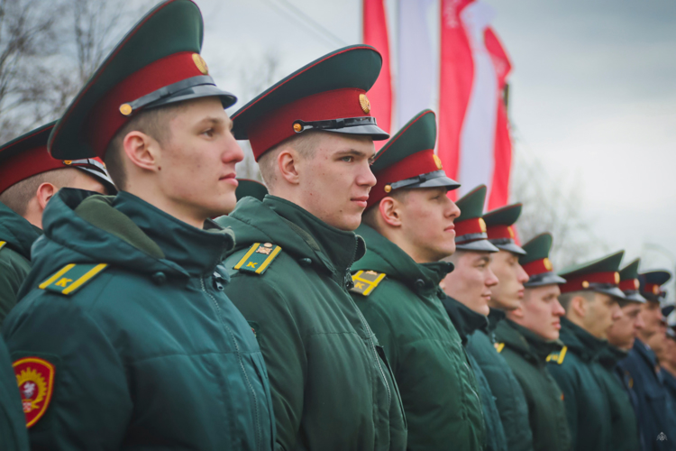 Участие военного института в освящении Поклонного Креста
