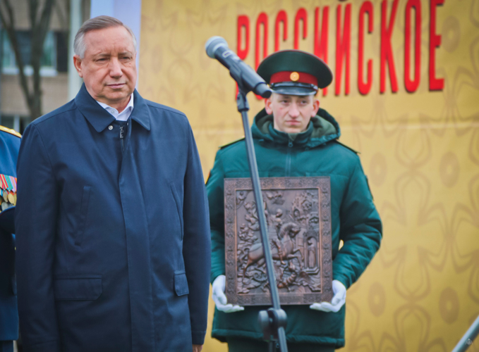 Участие военного института в освящении Поклонного Креста