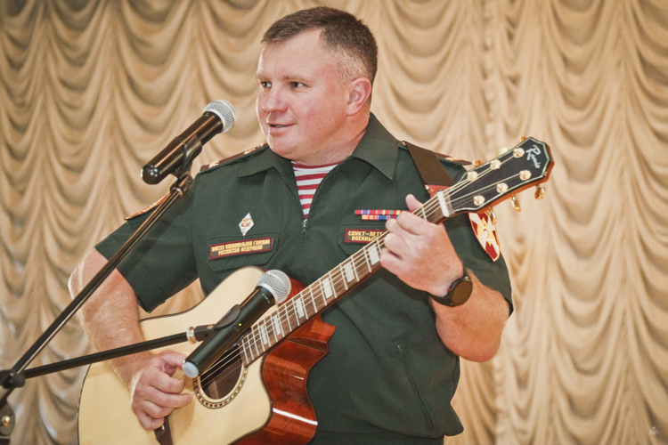 «С ДНЁМ РОЖДЕНИЯ, РОССИЯ!»