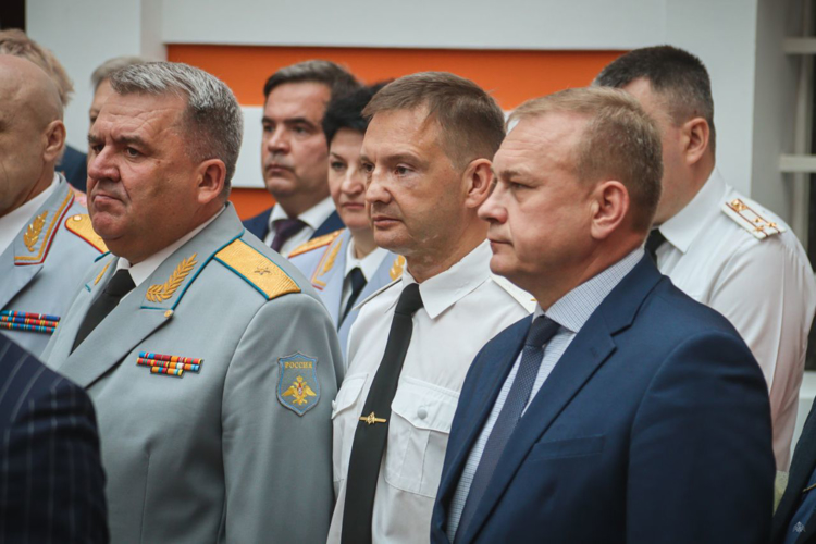 В Атриуме Комендантского дома Петропавловской Крепости поздравили лучших выпускников вузов Санкт-Петербурга