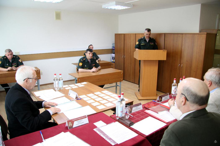 В военном институте прошла сдача государственных экзаменов выпускниками адъюнктуры