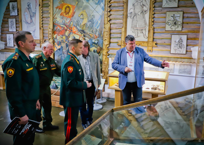 Соглашение о сотрудничестве заключено между Академией Росгвардии и Военно-историческим музеем артиллерии, инженерных войск и войск связи