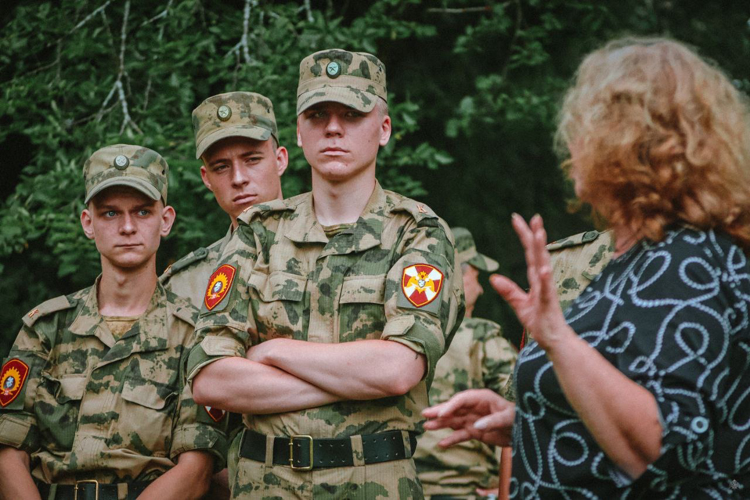 "Культурное КМБ" - курсанты набора 2024 года в рамках первоначальной военной подготовки приступили к посещению достопримечательностей Ленинградской области