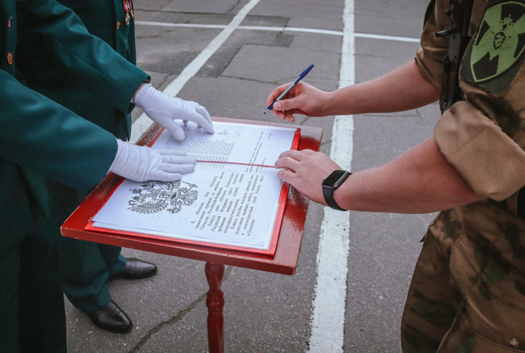 В военной Академии Росгвардии состоялся торжественный ритуал принятия военной присяги военнослужащими батальона обеспечения учебного процесса