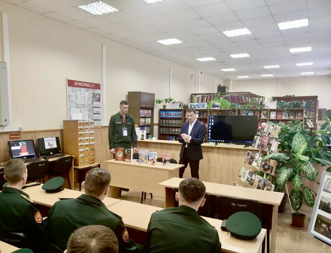 Творческая встреча с российским писателем Александром Колесниковым