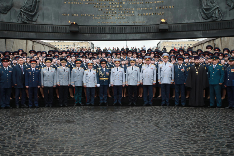 Начальник военной академии Росгвардии принял участие в церемонии приведения к Присяге курсантов Санкт-Петербургского университета Федеральной службы исполнения наказаний России