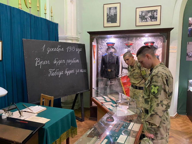 "Культурные выходные"- военнослужащие батальона обеспечения учебного процесса посетили музей артиллерии