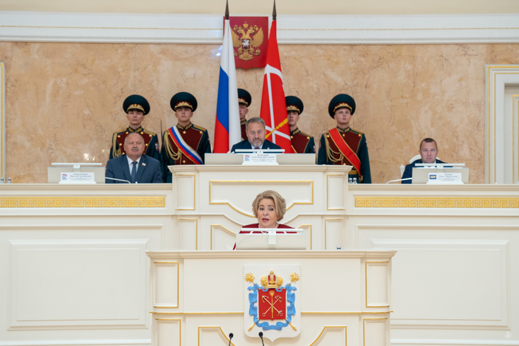 "Торжественно и значимо"