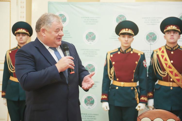 Широкие горизонты сотрудничества