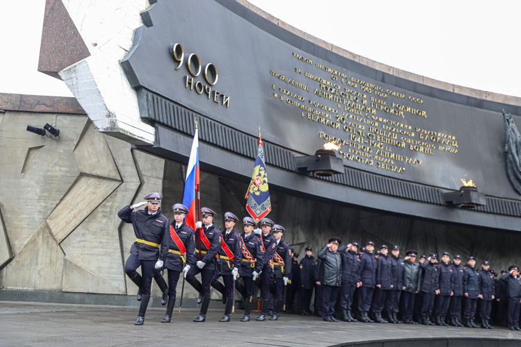 Начальник военной академии Росгвардии принял участие в церемонии приведения к Присяге курсантов Санкт-Петербургского университета МВД России