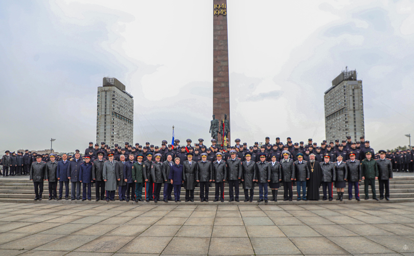 Начальник военной академии Росгвардии принял участие в церемонии приведения к Присяге курсантов Санкт-Петербургского университета МВД России
