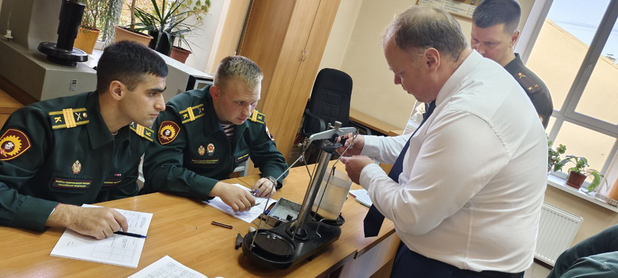 Практическое занятие с 11 ротой курсантов (факультета командно-артиллерийского) в  Петербургском государственном университете путей сообщения Императора Александра I