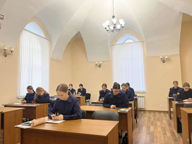 В Военной ордена Жукова академии войск национальной гвардии  Российской Федерации прошёл Всероссийский психологический диктант