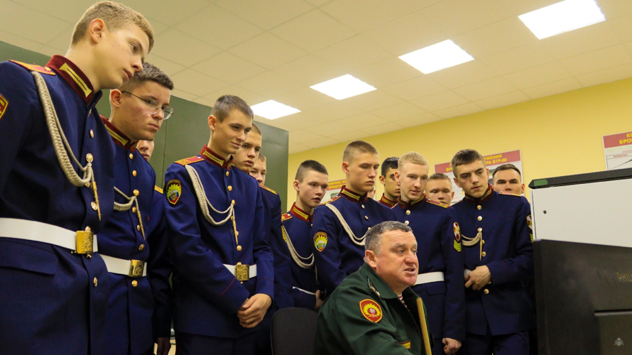 КАДЕТЫ ППКУ В АКАДЕМИИ