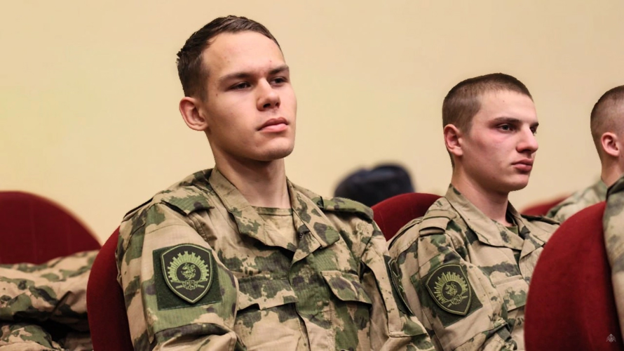 Состоялась встреча представителей Издательского совета Русской православной церкви с военнослужащими Военной академии и курсантами Университета министерства внутренних дел.