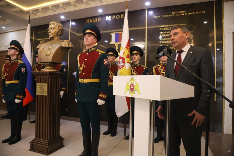 В день 255-летия со дня рождения Е.Ф. Комаровского в Санкт-Петерберге открылся бюст