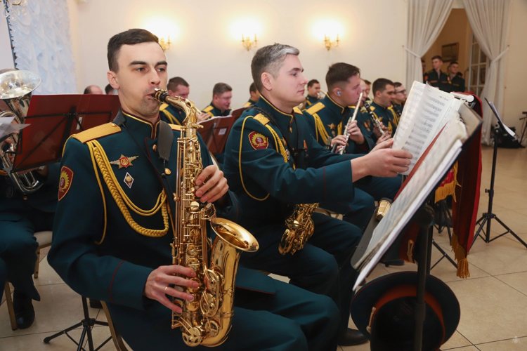 В Санкт-Петербурге прошёл Гвардейский бал