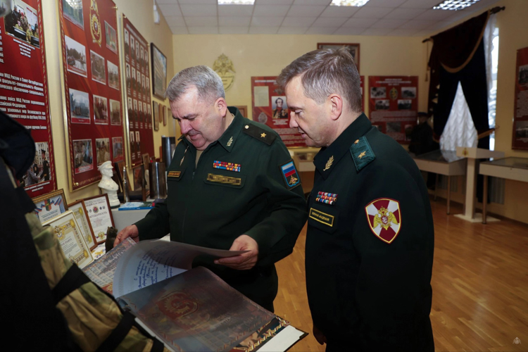 Широкие горизонты сотрудничества