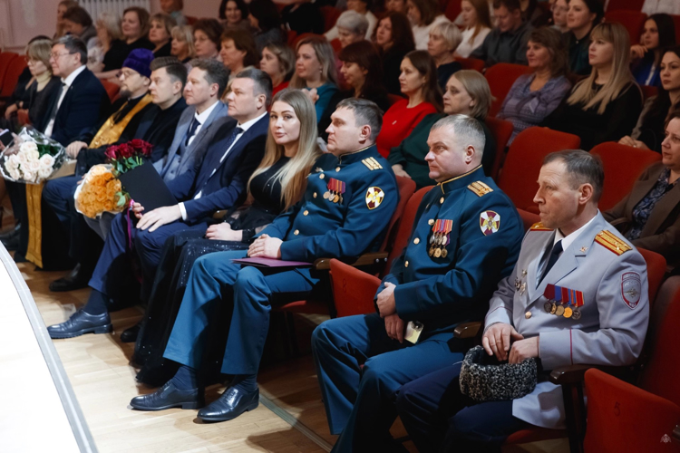 Военная академия Росгвардии приняла участие в торжествах по случаю юбилея ГБОУ СОШ №382