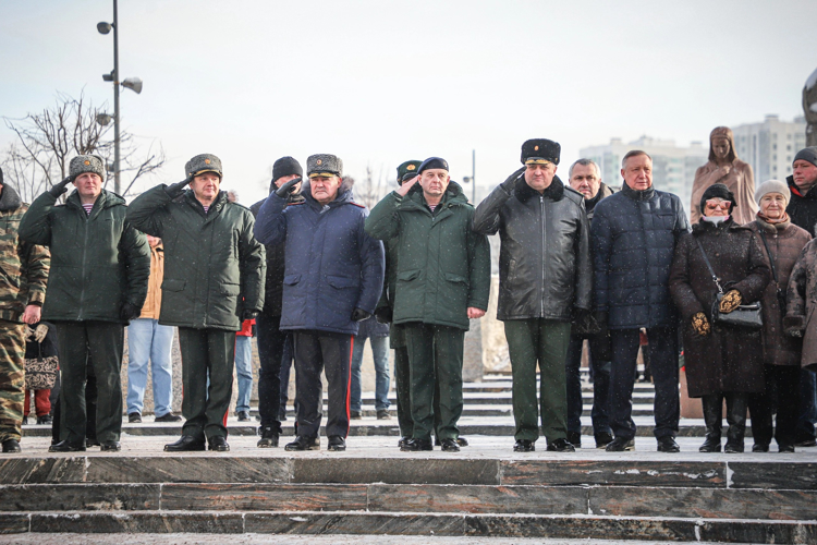 В Санкт-Петербурге росгвардейцы почтили память россиян, исполнявших служебный долг за пределами Отечества