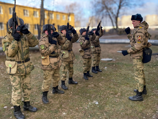 «На пути к золотым звездам» 
