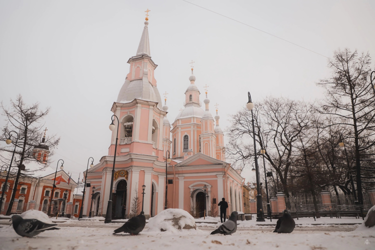 Воскресная литургия в Санкт-Петербурге