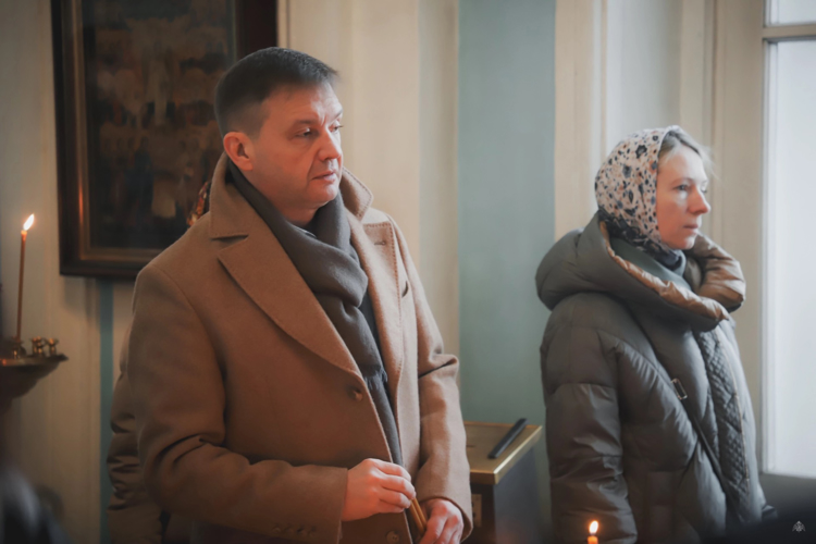 Воскресная литургия в Санкт-Петербурге