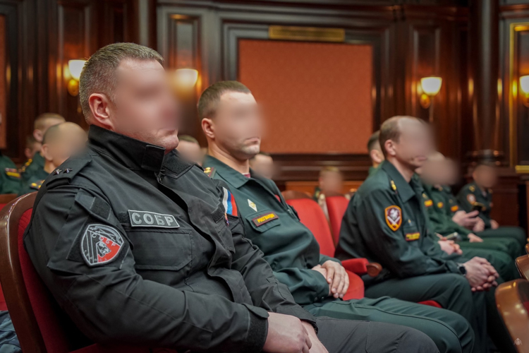Первый заместитель начальника Академии войск национальной гвардии полковник Иван Захаров принял участие в торжественном приёме