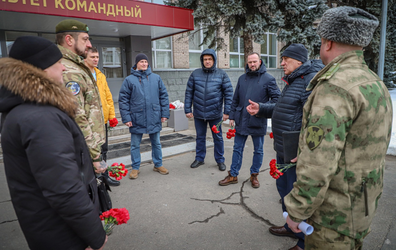 Традициям верны